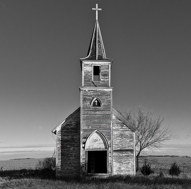 abandoned-church-milford